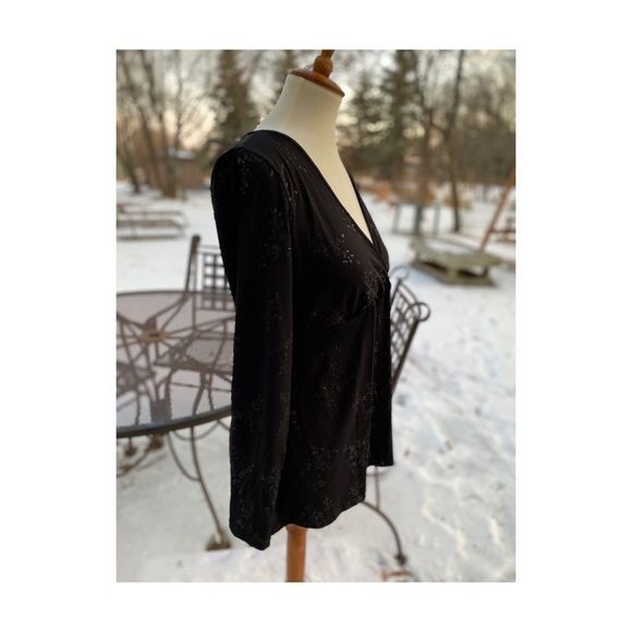 Thyme Maternity Black Metallic Top Blouse Sparkle Holiday Surplice Sz S - Picture 3 of 8